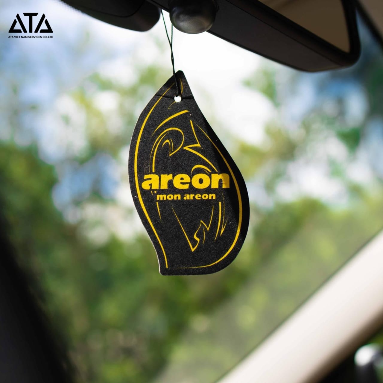 Lá thơm xe hơi Areon Mon